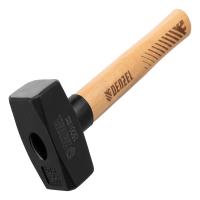 Кувалда, 1500 г, кованая головка, буковая рукоятка Denzel по ценам производителя в Уфе с доставкой по всей России