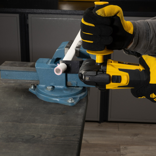 Многофункциональный инструмент аккумуляторный MTL-IB-18-0, Li-Ion, 18 В Denzel по ценам производителя в Уфе с доставкой по всей России