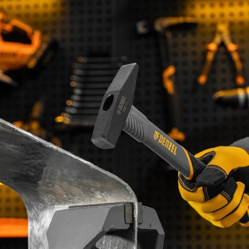 Молоток слесарный, 400 г, кованый, фибергласовая рукоятка c TPR покрытием Denzel по ценам производителя в Уфе с доставкой по всей России