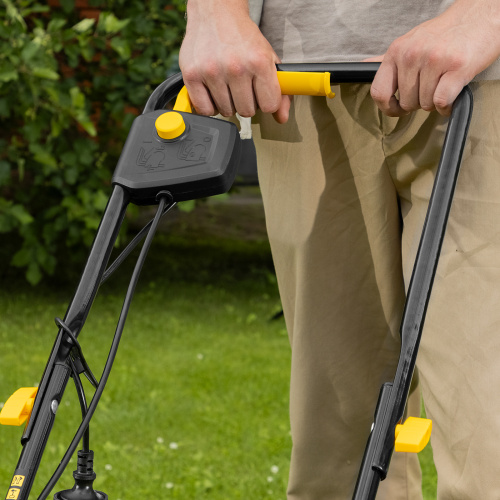 Газонокосилка электрическая GM-1100, 1100 Вт, шир. 32 см, 3 уров., травосб. 30 л Denzel по ценам производителя в Уфе с доставкой по всей России