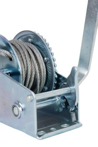 Лебедка ручная барабанная с тросом  400кг  10м оцинкованная TOR FD по ценам производителя в Уфе с доставкой по всей России
