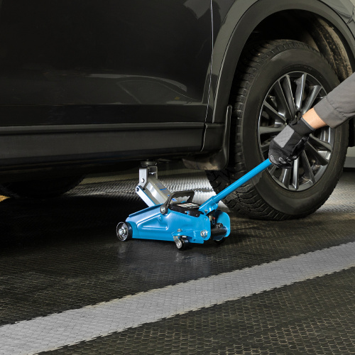 Домкрат гидравлический подкатной, 2 т, h подъема 140-340 мм Stels по ценам производителя в Уфе с доставкой по всей России