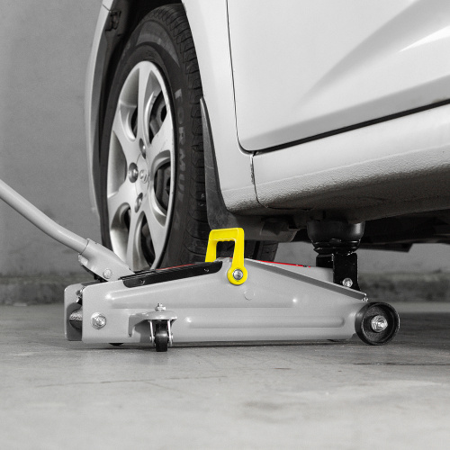 Домкрат гидравлический подкатной, 2 т, высота подъема 135-355 мм Matrix по ценам производителя в Уфе с доставкой по всей России