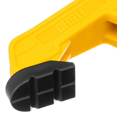 Струбцина клещеобразная, усиленная 65 х 50 мм, двухкомпонентные рукоятки Denzel по ценам производителя в Уфе с доставкой по всей России