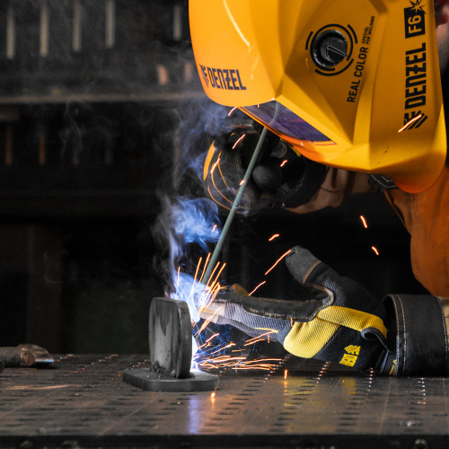 Аппарат инвертор. дуговой сварки DM-220 Standart, 220 А, ПВ 60% Denzel по ценам производителя в Уфе с доставкой по всей России