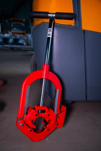 Труборез с хомутной защелкой TOR GH4S для стальных труб 2"- 4" по ценам производителя в Уфе с доставкой по всей России