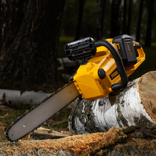 Цепная пила аккумуляторная бесщеточная RCS400-36, Li-ion, 36 В, 4 Ач, шина 400 мм Denzel по ценам производителя в Уфе с доставкой по всей России