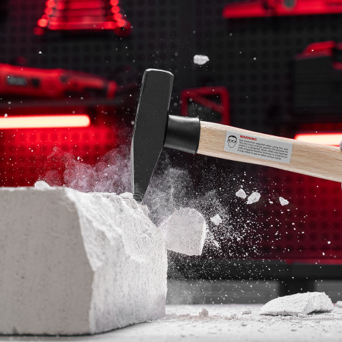 Молоток слесарный, 500 г, квадратный боек, деревянная рукоятка Matrix по ценам производителя в Уфе с доставкой по всей России