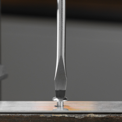 Набор отверток на полке, 8 шт., PH+SL, S2, 3к рукоятка Denzel по ценам производителя в Уфе с доставкой по всей России