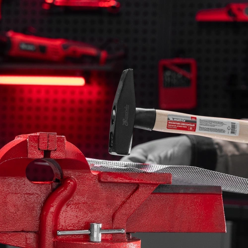 Молоток слесарный, 400 г, квадратный боек, деревянная рукоятка Matrix по ценам производителя в Уфе с доставкой по всей России