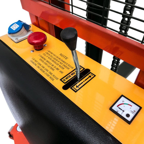 Электрический штабелер PROLIFT SPN 1533 по ценам производителя в Уфе с доставкой по всей России