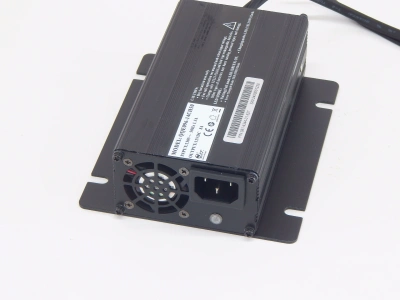 Зарядное устройство для тележек EHLS1000N\1500N 12V/8A (Charger) по ценам производителя в Уфе с доставкой по всей России