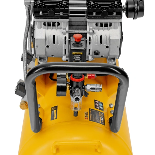 Компрессор безмасляный, малошумный DLS 1800/100,1800 Вт, 3x600, 100 л, 345 л/мин Denzel по ценам производителя в Уфе с доставкой по всей России