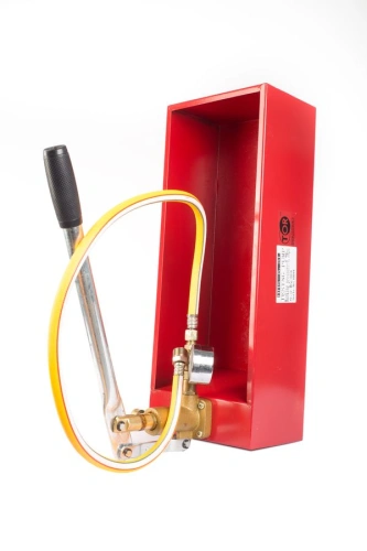 Опрессовочный насос ручной TOR 12 л 5 МПА по ценам производителя в Уфе с доставкой по всей России