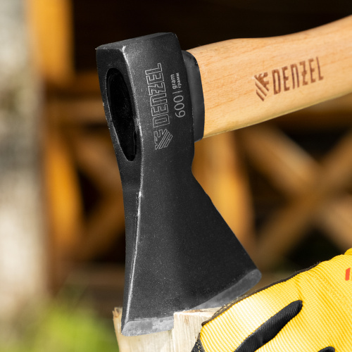 Топор, 600 г, кованый, буковое топорище Denzel по ценам производителя в Уфе с доставкой по всей России