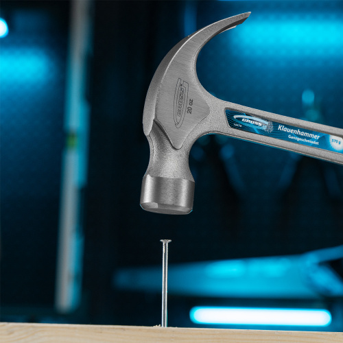 Молоток-гвоздодер, 570 г, цельнокованый, трехкомпонентная рукоятка Gross по ценам производителя в Уфе с доставкой по всей России