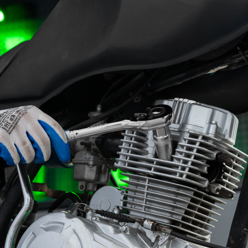 Ключ-трещотка 1/2", 45 зубьев, цельнометаллический, с быстрым сбросом, CrV, хром Сибртех по ценам производителя в Уфе с доставкой по всей России