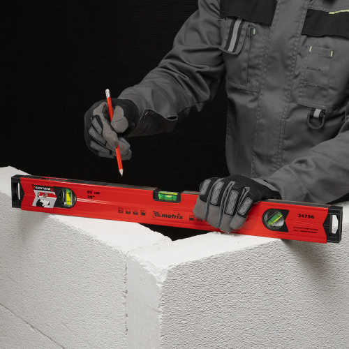 Уровень алюминиевый магнитный, 600 мм, фрезерованный, 3 глазка (1 зеркальный) усиленный Matrix по ценам производителя в Уфе с доставкой по всей России