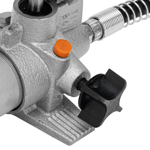 Растяжка гидравлическая, 4 т, набор из 17 предметов, 7 сменных насадок, в пластиковом кейсе Matrix по ценам производителя в Уфе с доставкой по всей России