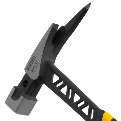 Молоток кровельщика 600 г, цельнокованый, боек с магнитом, двухкомп. обрезин. рук-ка Denzel по ценам производителя в Уфе с доставкой по всей России