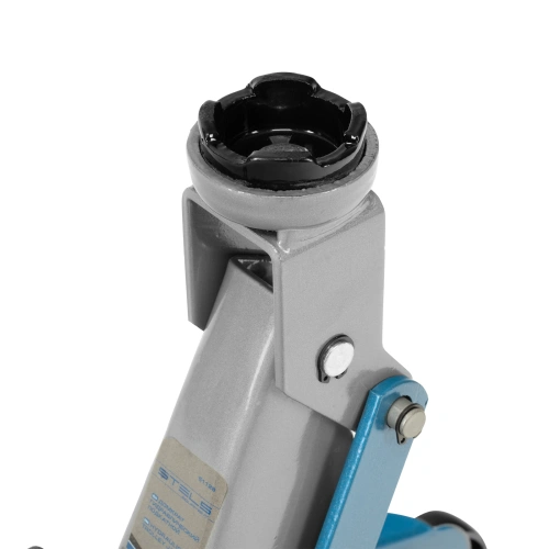 Домкрат гидравлический подкатной, 2 т, h подъема 140-340 мм, в кейсе Stels по ценам производителя в Уфе с доставкой по всей России