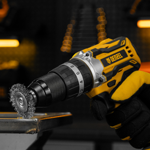 Набор щеток для дрели, 1 Плоская 50мм, 2 Чашки 25-50мм, шпилька, нерж. вит. проволока Denzel по ценам производителя в Уфе с доставкой по всей России