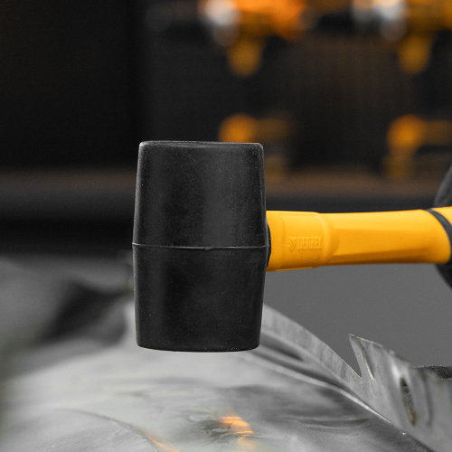 Киянка резиновая, 225 г, черная, фибергласовая рукоятка c TPR покрытием Denzel по ценам производителя в Уфе с доставкой по всей России