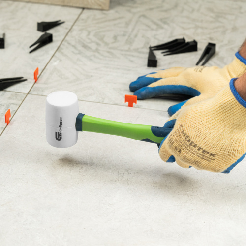 Киянка резиновая, 225 г, белая резина, фибергласовая рукоятка Сибртех по ценам производителя в Уфе с доставкой по всей России