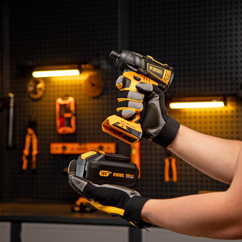 Винтоверт ударный аккумуляторный бесщет CID-IB-200 18В Li-Ion Denzel по ценам производителя в Уфе с доставкой по всей России