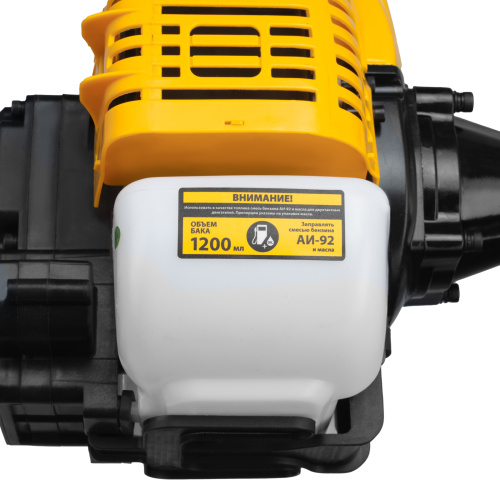 Триммер бензиновый DT-52E, 52 см3, неразъемная штанга, электростартер, состоит из 2 частей Denzel по ценам производителя в Уфе с доставкой по всей России