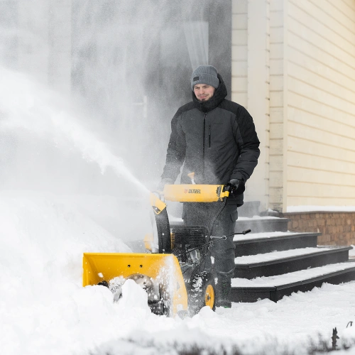 Гибридная снегоуборочная машина с функц. подметания SWB-600, 212 сс, руч. старт, 2 насадки Denzel по ценам производителя в Уфе с доставкой по всей России