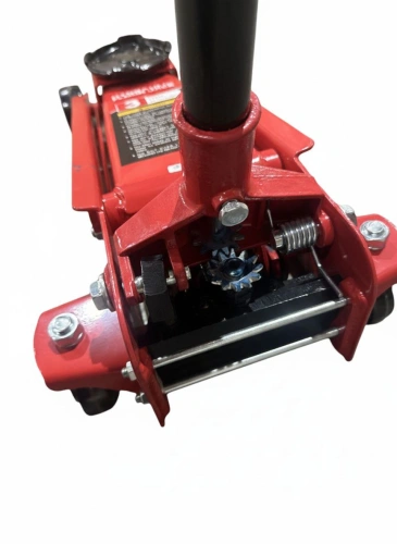 Домкрат гидравлический подкатной TOR г/п 3,0 т 135-495 мм по ценам производителя в Уфе с доставкой по всей России
