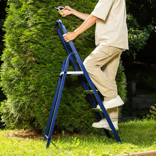 Стремянка, 4 ступени, стальной профиль, алюминиевые ступени Сибртех по ценам производителя в Уфе с доставкой по всей России