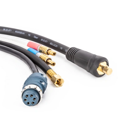 Комплект кабелей для INVERMIG 500E (для блока охлаждения, 15м, пр-во FoxWeld/КНР) по ценам производителя в Уфе с доставкой по всей России