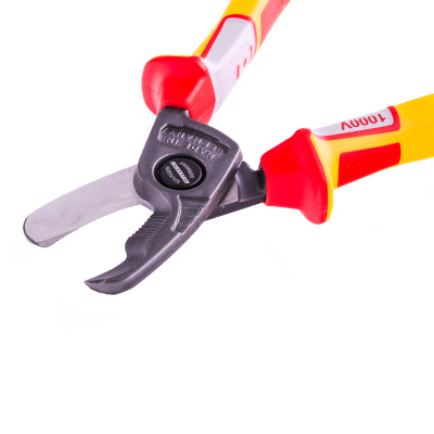 Кабелерез, диэлектрические рукоятки до 1000 В, трехкомпонентные рукоятки, 210 мм Gross по ценам производителя в Уфе с доставкой по всей России