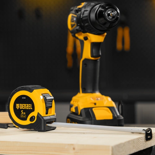 Рулетка 5м х 25мм, двухкомп. корпус, кнопка-пауза Denzel по ценам производителя в Уфе с доставкой по всей России