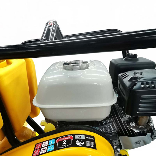 Виброплита бензиновая прямоходная NORSU RF-80TH (колесный комплект, бак для воды) по ценам производителя в Уфе с доставкой по всей России