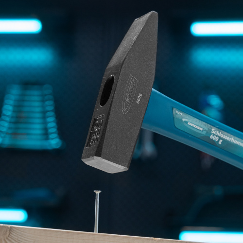 Молоток слесарный, 600 г, квадратный боек, фибергласовая обрезиненная рукоятка Gross по ценам производителя в Уфе с доставкой по всей России