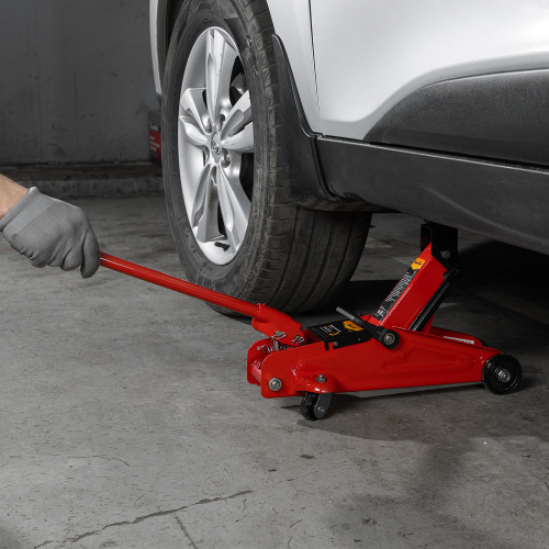 Домкрат гидравлический подкатной, 2 т, h подъема 125-300 мм, в пластиковом кейсе Sparta по ценам производителя в Уфе с доставкой по всей России