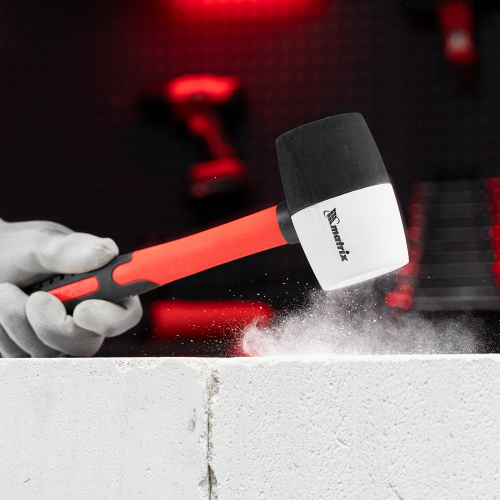 Киянка резиновая, 450 г, черно-белая резина, фибергласовая рукоятка Matrix по ценам производителя в Уфе с доставкой по всей России