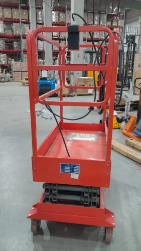 Подъемник ножничный передвижной аккумуляторный 500 кг, 12/14 м, 24/85 В/Ач TOR SJY-0,5-12 DC по ценам производителя в Уфе с доставкой по всей России