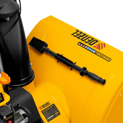 Бензиновая снегоуборочная машина SBM 610S PRO, 212 cc, электростартер, фара, обогрев Denzel по ценам производителя в Уфе с доставкой по всей России