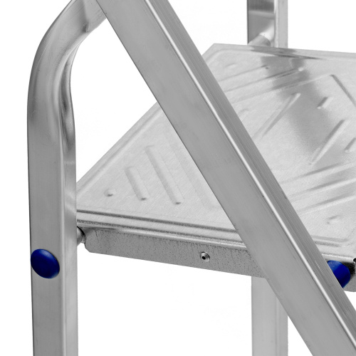 Стремянка, 4 ступени, алюминиевая, Сибртех по ценам производителя в Уфе с доставкой по всей России