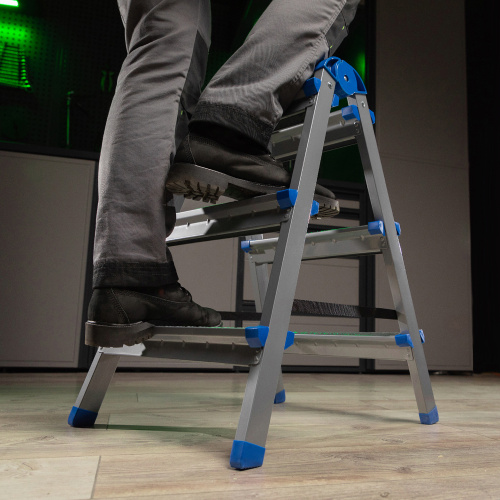 Стремянка двухсторонняя 3 ступени, сталь профиль, стальные ступени, Сибртех по ценам производителя в Уфе с доставкой по всей России