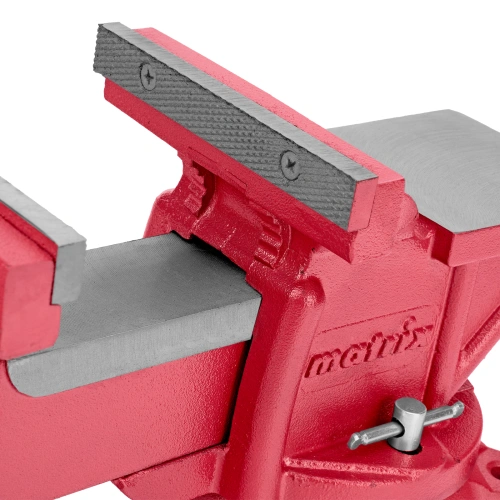 Тиски слесарные, 150 мм, поворотные, с наковальней Matrix по ценам производителя в Уфе с доставкой по всей России