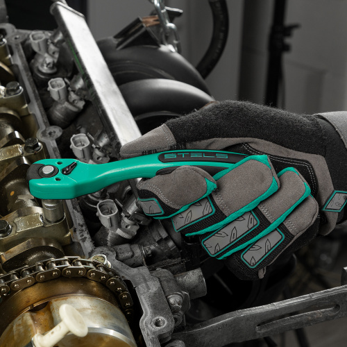 Набор инструментов 1/2", 1/4", CrV, 12 гранные головки, пластиковый кейс, 82 предмета Stels по ценам производителя в Уфе с доставкой по всей России