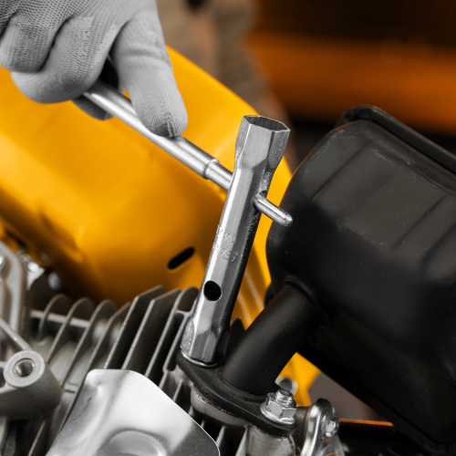 Набор ключей трубчатых торцевых, 6 - 22 мм, вороток, оцинкованные, 9 шт. Sparta по ценам производителя в Уфе с доставкой по всей России