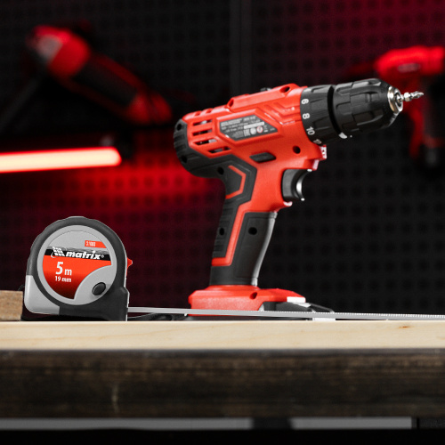 Рулетка Continuous fixation,5 м х 19 мм,двухкомпонентный корпус,плавная фиксация Matrix по ценам производителя в Уфе с доставкой по всей России