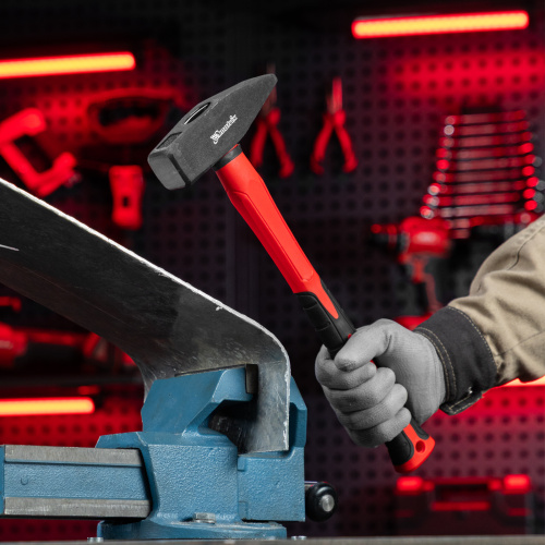 Молоток слесарный optimal, 1000 г, фибергласовая обрезиненная рукоятка, квадратный боек Matrix по ценам производителя в Уфе с доставкой по всей России