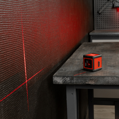 Лазерный уровень XQB RED Basic SET, 10 м, красный луч, батарейки, резьба 1/4" MTX по ценам производителя в Уфе с доставкой по всей России